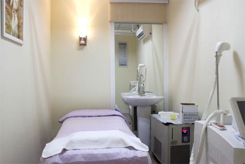 �t(y��)������